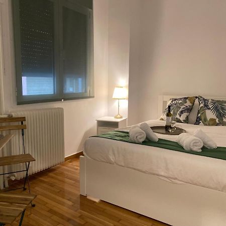 Elia Modern Apartment 아테네 외부 사진